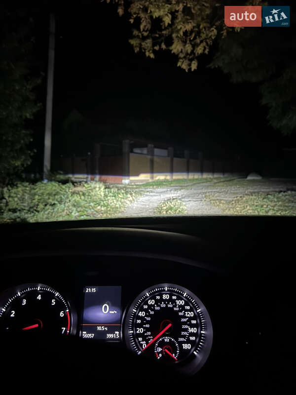 Хэтчбек Volkswagen Golf GTI 2018 в Львове