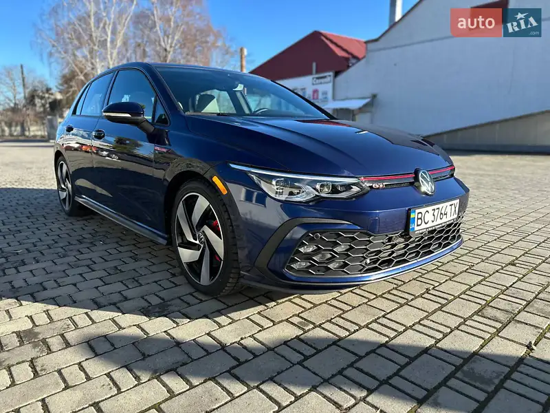 Volkswagen Golf GTI