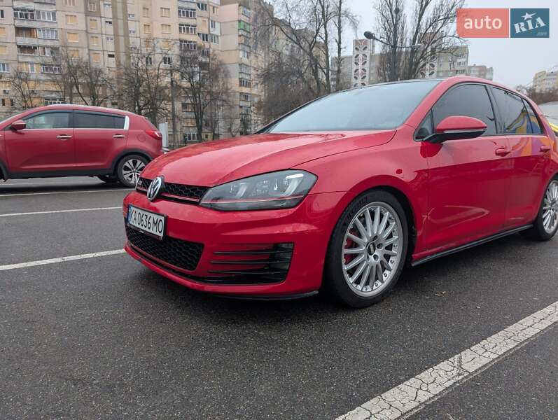 Хэтчбек Volkswagen Golf GTI 2016 в Киеве фото 2 Хэтчбек Volkswagen Golf GTI 2016 в Киеве