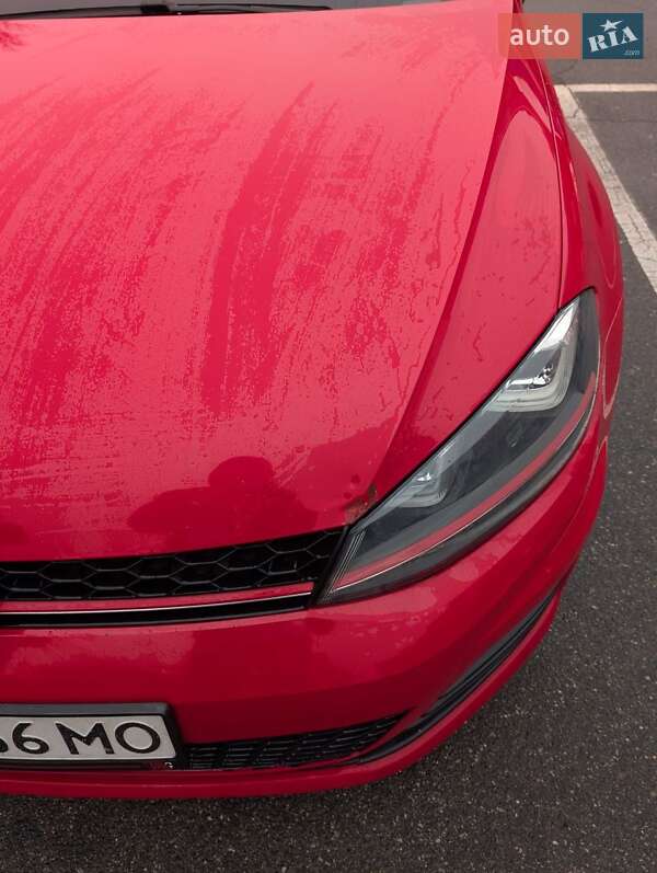 Хэтчбек Volkswagen Golf GTI 2016 в Киеве фото 9 Хэтчбек Volkswagen Golf GTI 2016 в Киеве