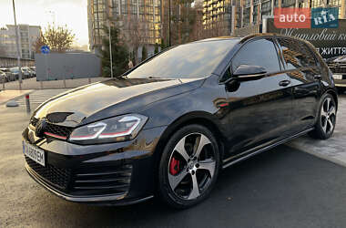 Хетчбек Volkswagen Golf GTI 2015 в Києві