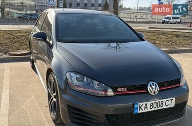 Хэтчбек Volkswagen Golf GTI 2016 в Киеве