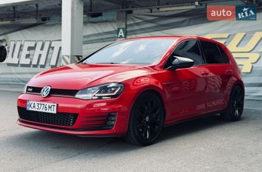 Хетчбек Volkswagen Golf GTI 2016 в Києві
