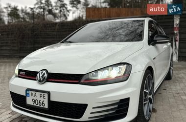 Хэтчбек Volkswagen Golf GTI 2017 в Киеве