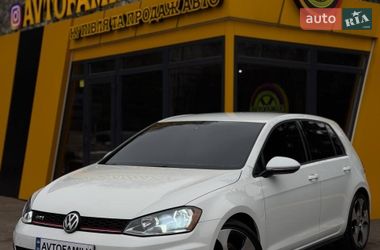 Хэтчбек Volkswagen Golf GTI 2015 в Киеве
