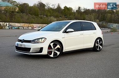 Хетчбек Volkswagen Golf GTI 2017 в Києві