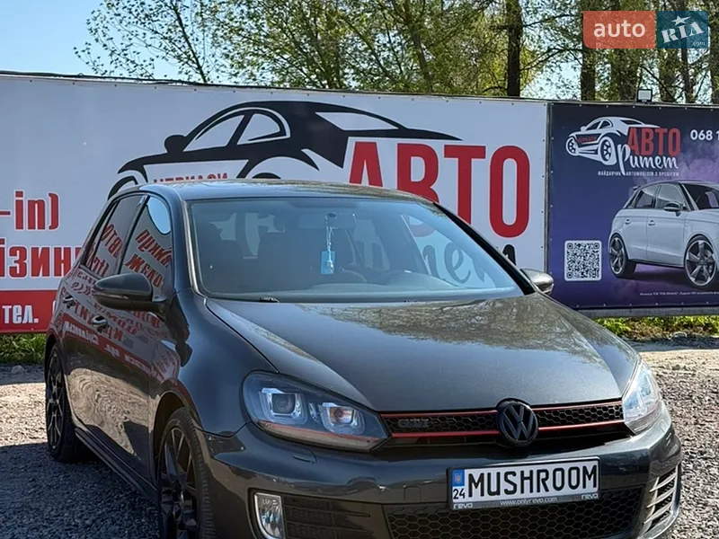 Volkswagen Golf GTI