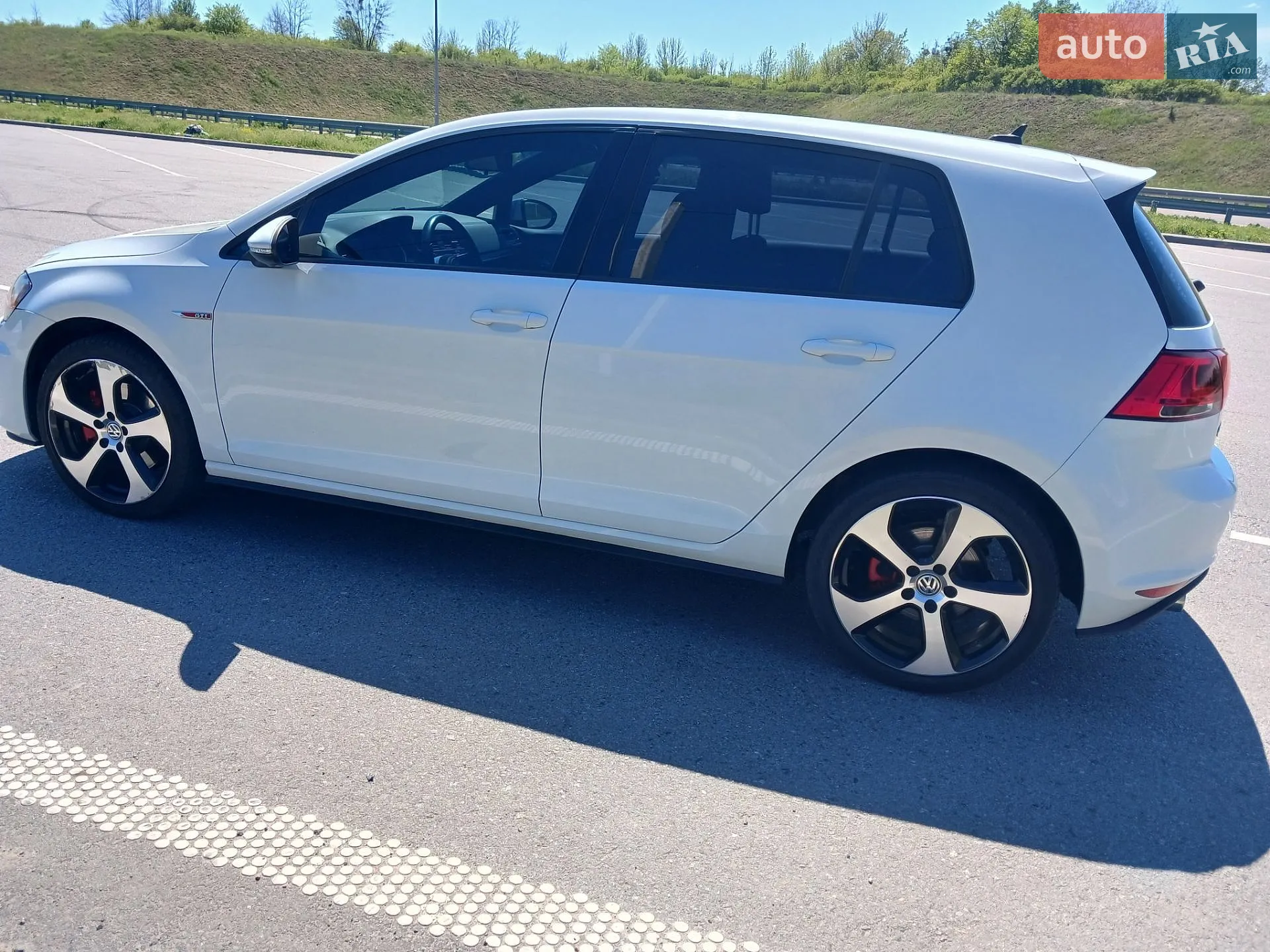 2015 Volkswagen Golf GTI - мініатюра 23
