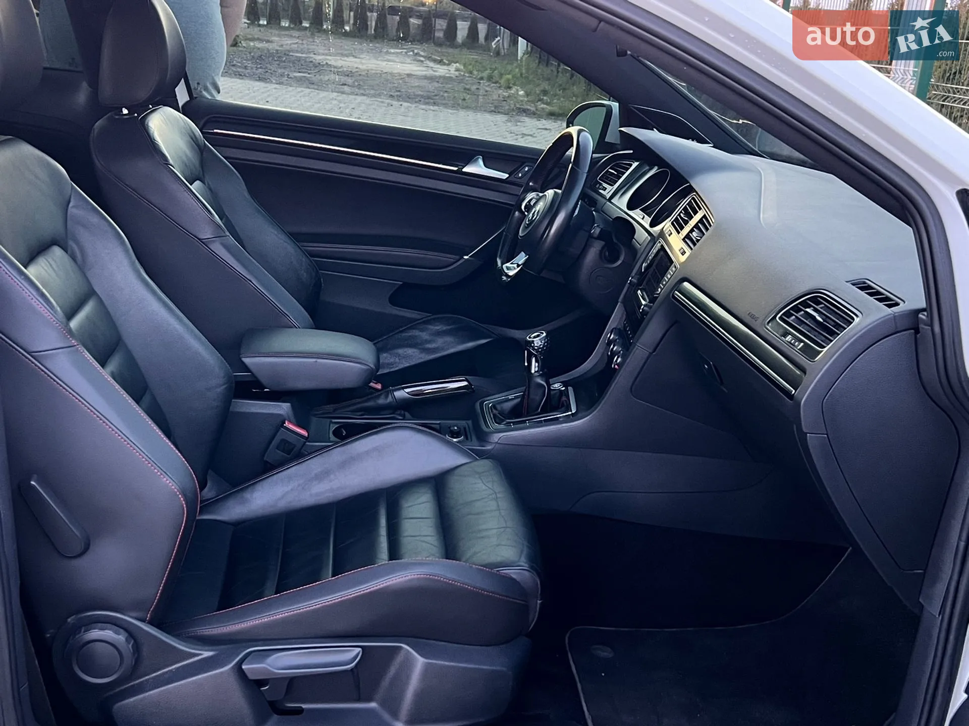 2015 Volkswagen Golf GTI - мініатюра 28