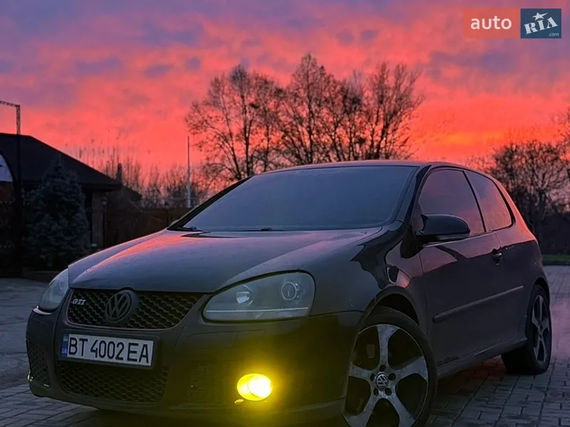 Volkswagen Golf GTI