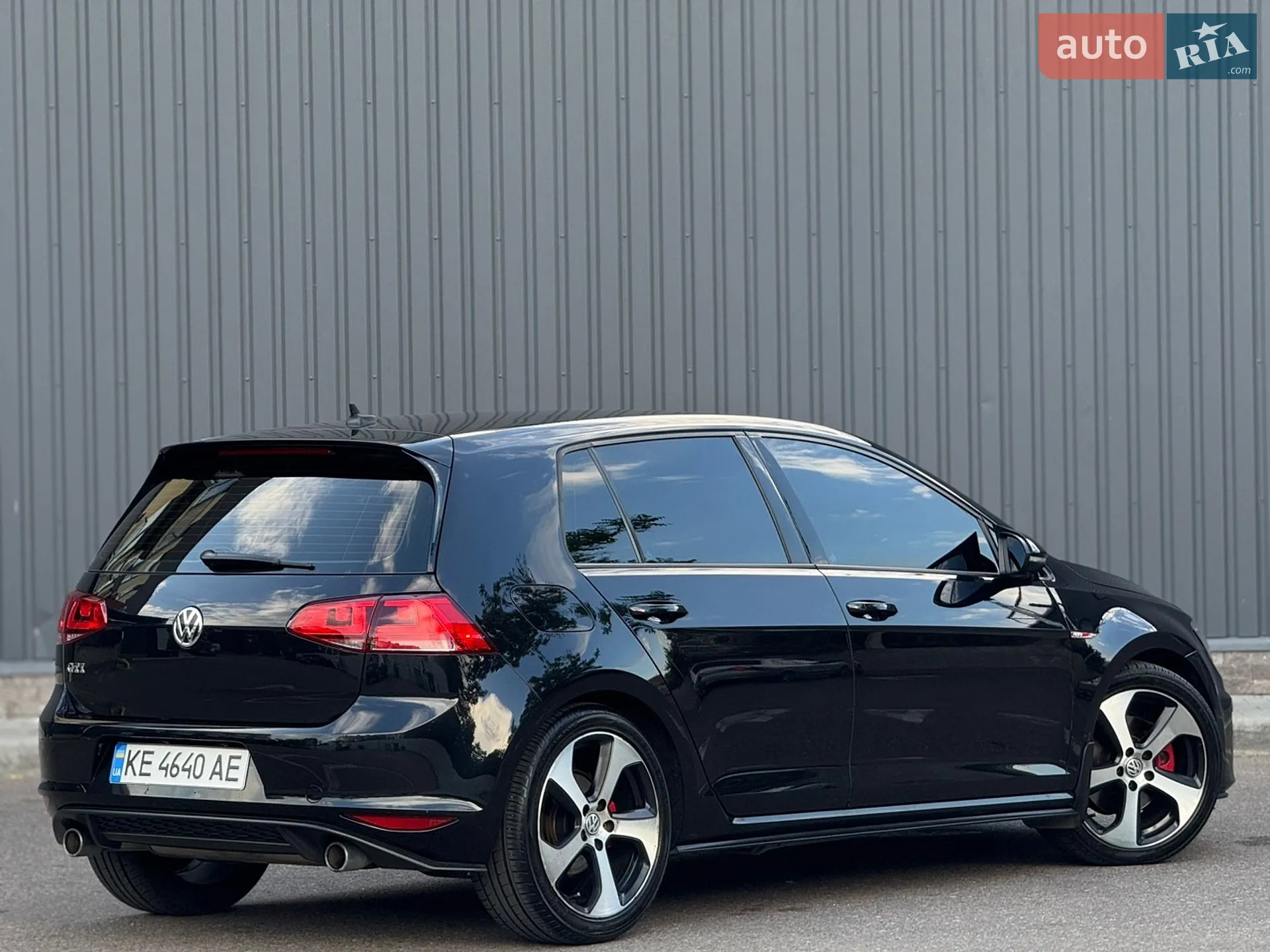 2017 Volkswagen Golf GTI - мініатюра 13