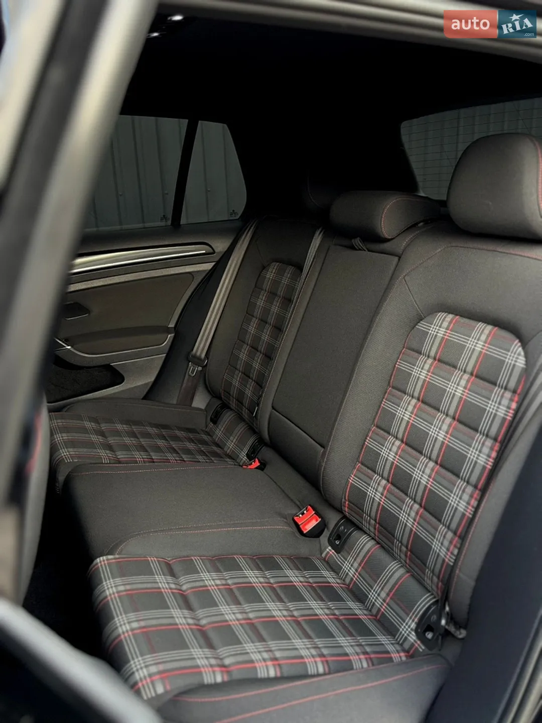 2017 Volkswagen Golf GTI - мініатюра 27