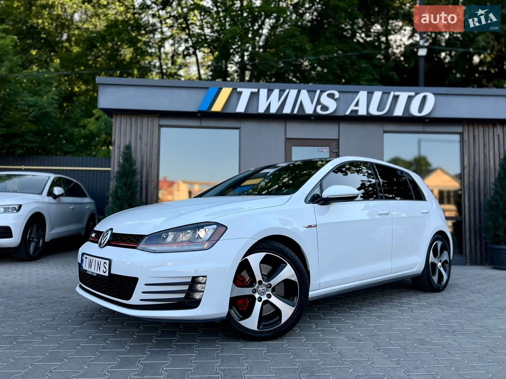 2017 Volkswagen Golf GTI - мініатюра 12