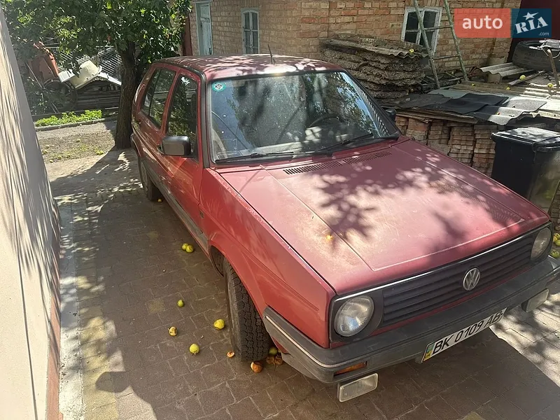 Volkswagen Golf GTI
