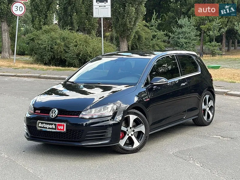 Volkswagen Golf GTI