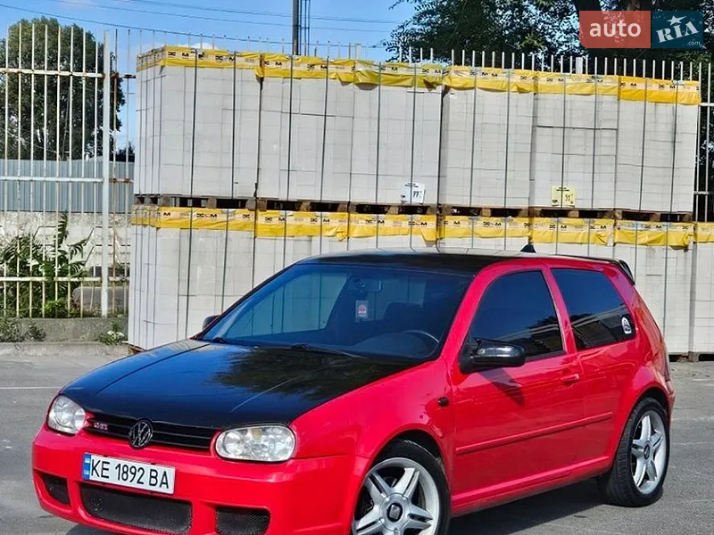 Volkswagen Golf GTI