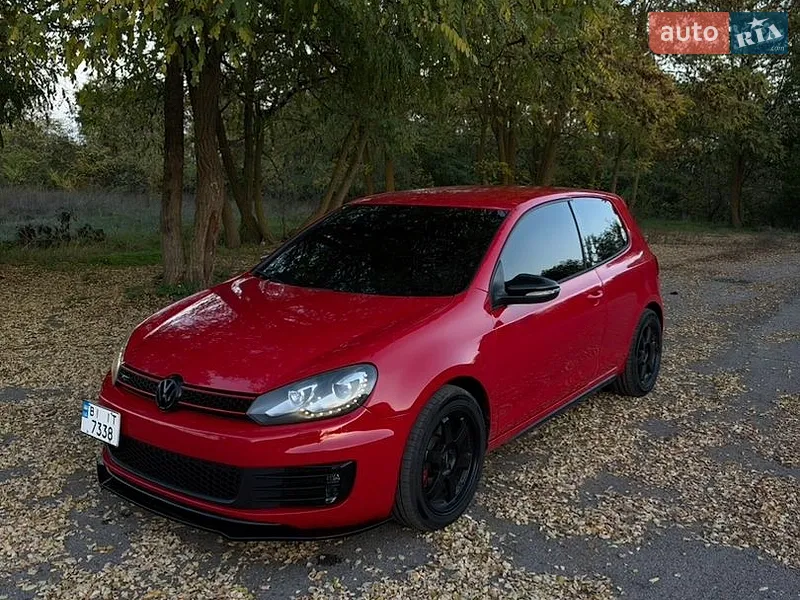 Volkswagen Golf GTI
