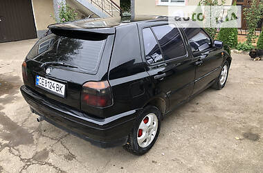 Хэтчбек Volkswagen Golf III 1992 в Черновцах