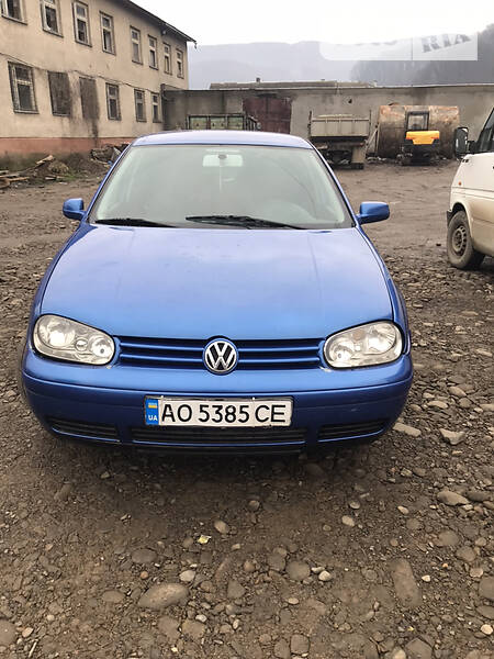 Volkswagen Golf IV