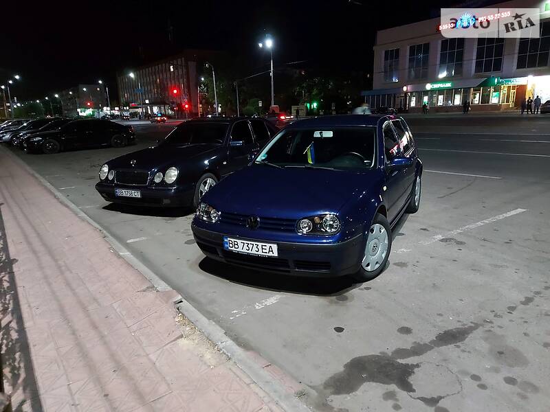 Volkswagen Golf IV