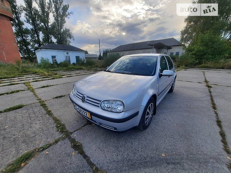 Volkswagen Golf IV Svizhopryhnane