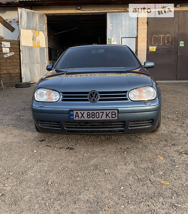 Volkswagen Golf IV Pacific