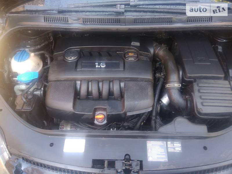 Хетчбек Volkswagen Golf Plus 2005 в Томашполі