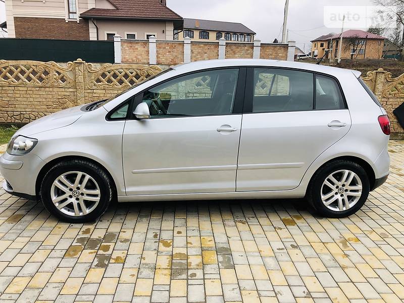 Хетчбек Volkswagen Golf Plus 2007 в Чернівцях