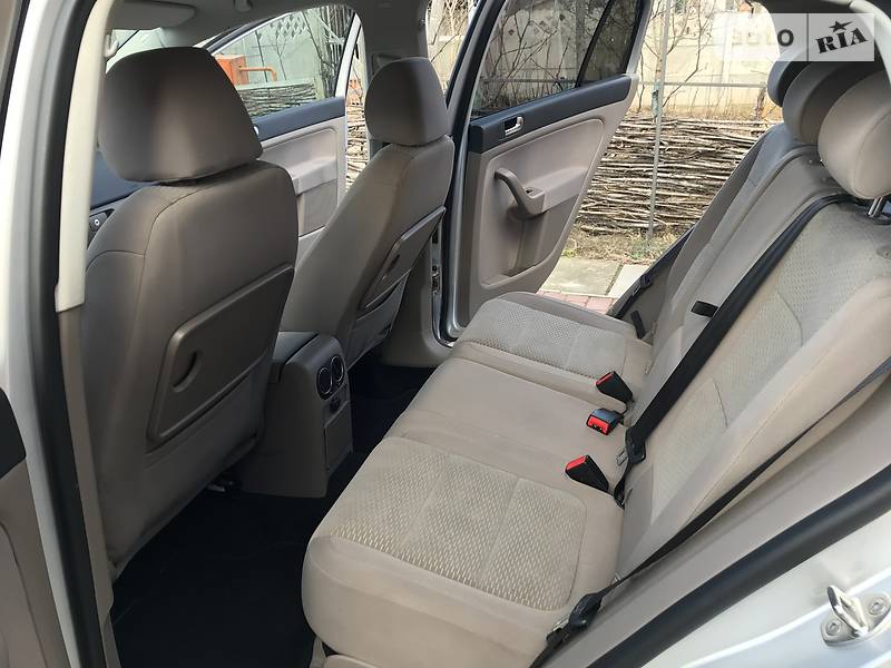 Хетчбек Volkswagen Golf Plus 2011 в Чернівцях