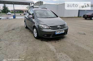 Хетчбек Volkswagen Golf Plus 2007 в 