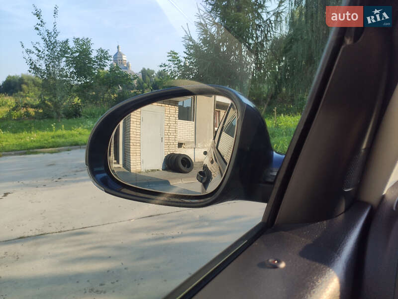 Хетчбек Volkswagen Golf Plus 2011 в Кам'янці-Бузькій