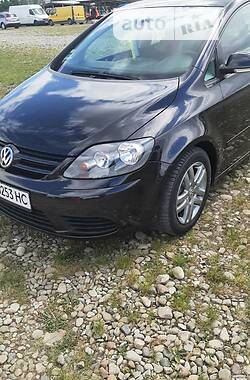 Хэтчбек Volkswagen Golf Plus 2008 в Надворной