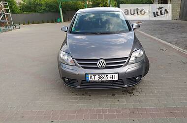 Хетчбек Volkswagen Golf Plus 2005 в Надвірній