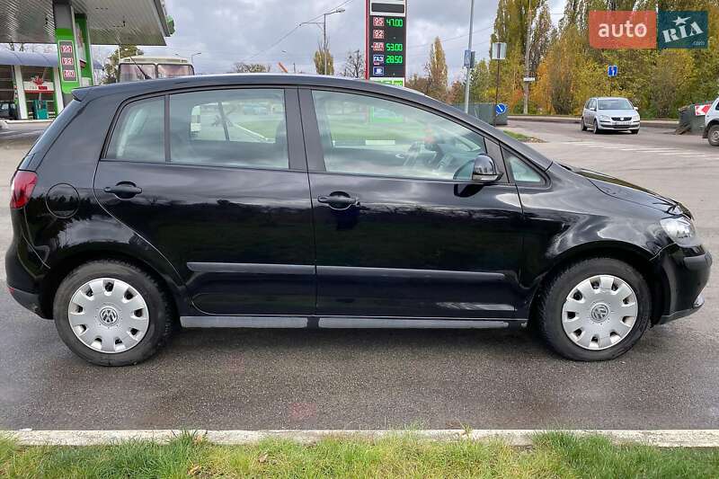 Хэтчбек Volkswagen Golf Plus 2005 в Сумах