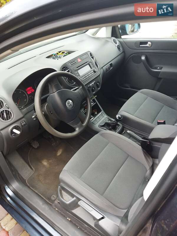 Хэтчбек Volkswagen Golf Plus 2005 в Черкассах фото 4 Хэтчбек Volkswagen Golf Plus 2005 в Черкассах