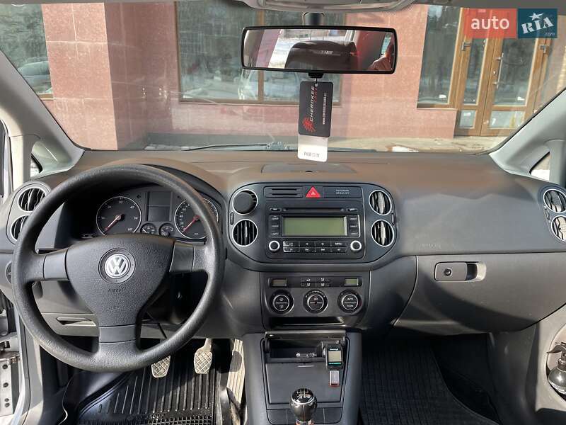 Хетчбек Volkswagen Golf Plus 2005 в Славуті фото 7 Хетчбек Volkswagen Golf Plus 2005 в Славуті