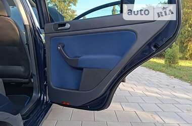 Хетчбек Volkswagen Golf Plus 2008 в 