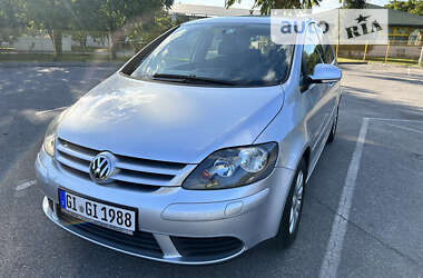 Хэтчбек Volkswagen Golf Plus 2006 в 