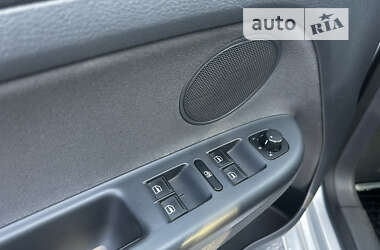 Хэтчбек Volkswagen Golf Plus 2006 в 