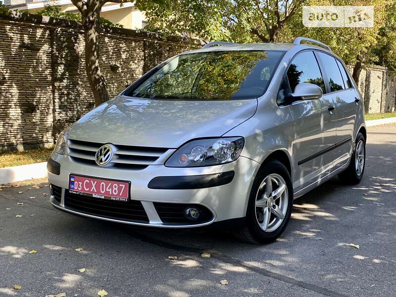 Хэтчбек Volkswagen Golf Plus 2007 в Днепре