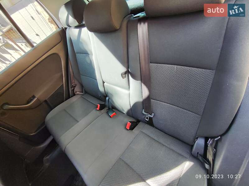 Хэтчбек Volkswagen Golf Plus 2011 в Киеве
