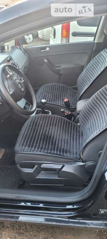 Хэтчбек Volkswagen Golf Plus 2010 в Харькове