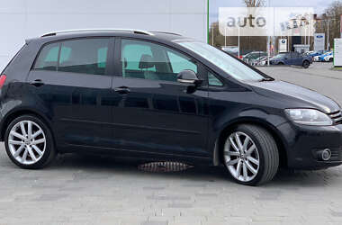 Хэтчбек Volkswagen Golf Plus 2010 в 