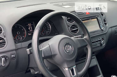 Хэтчбек Volkswagen Golf Plus 2010 в 