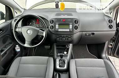 Хэтчбек Volkswagen Golf Plus 2006 в Киеве