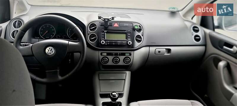 Хетчбек Volkswagen Golf Plus 2005 в Чорноморську