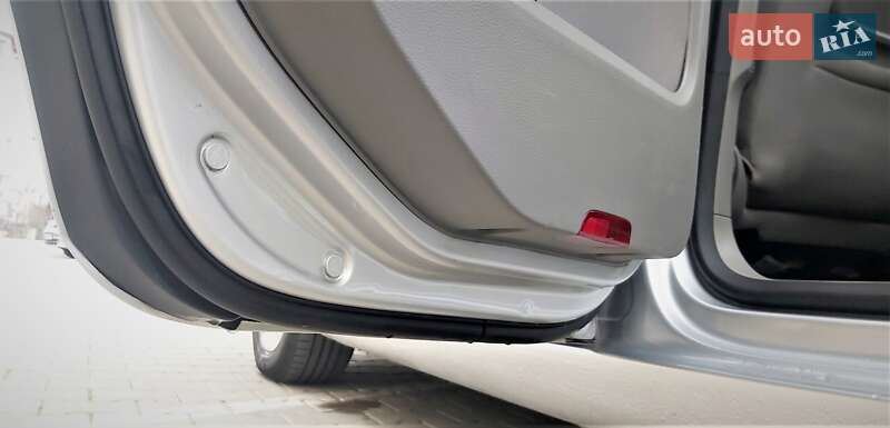 Хетчбек Volkswagen Golf Plus 2005 в Чорноморську