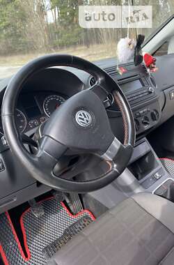 Хэтчбек Volkswagen Golf Plus 2006 в Вишневом