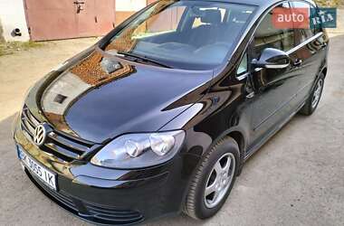 Хэтчбек Volkswagen Golf Plus 2005 в Ровно