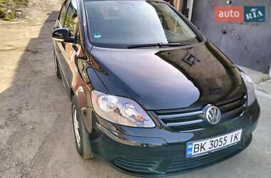 Хэтчбек Volkswagen Golf Plus 2005 в Ровно